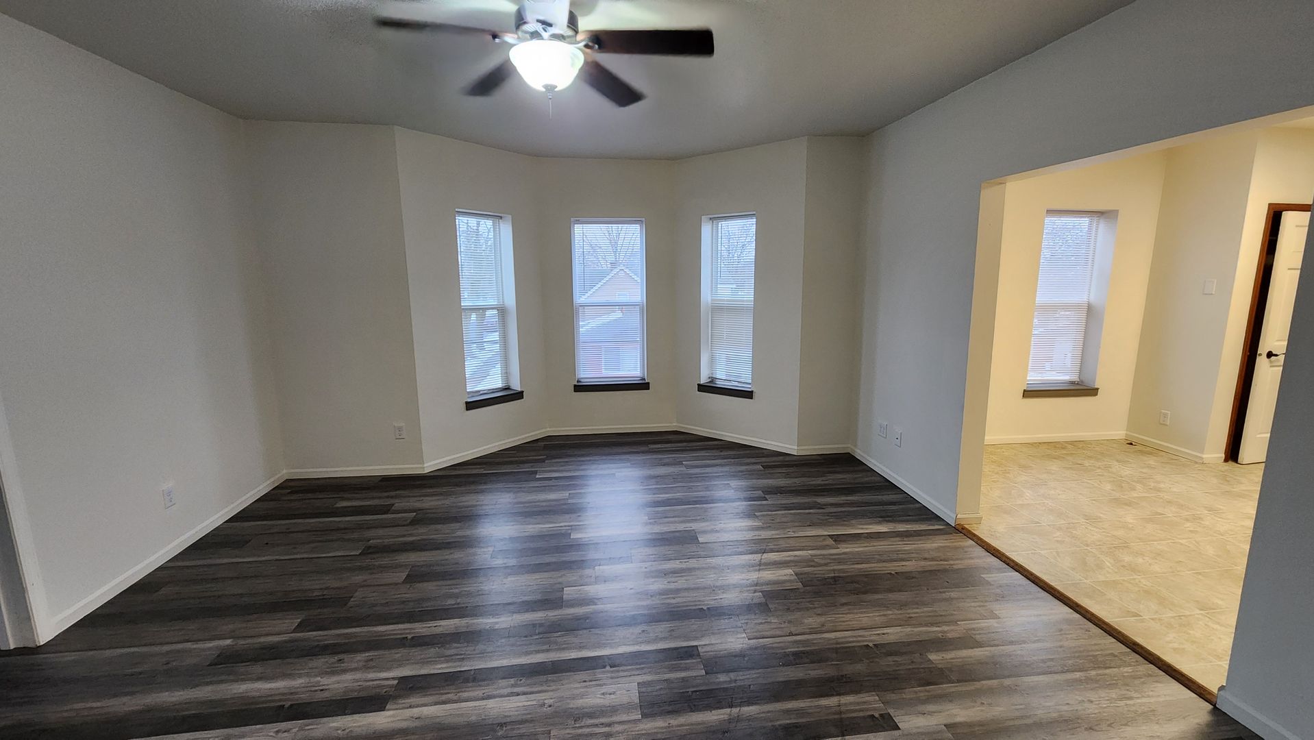 La Crosse Apartment: 1323 Gillette Street