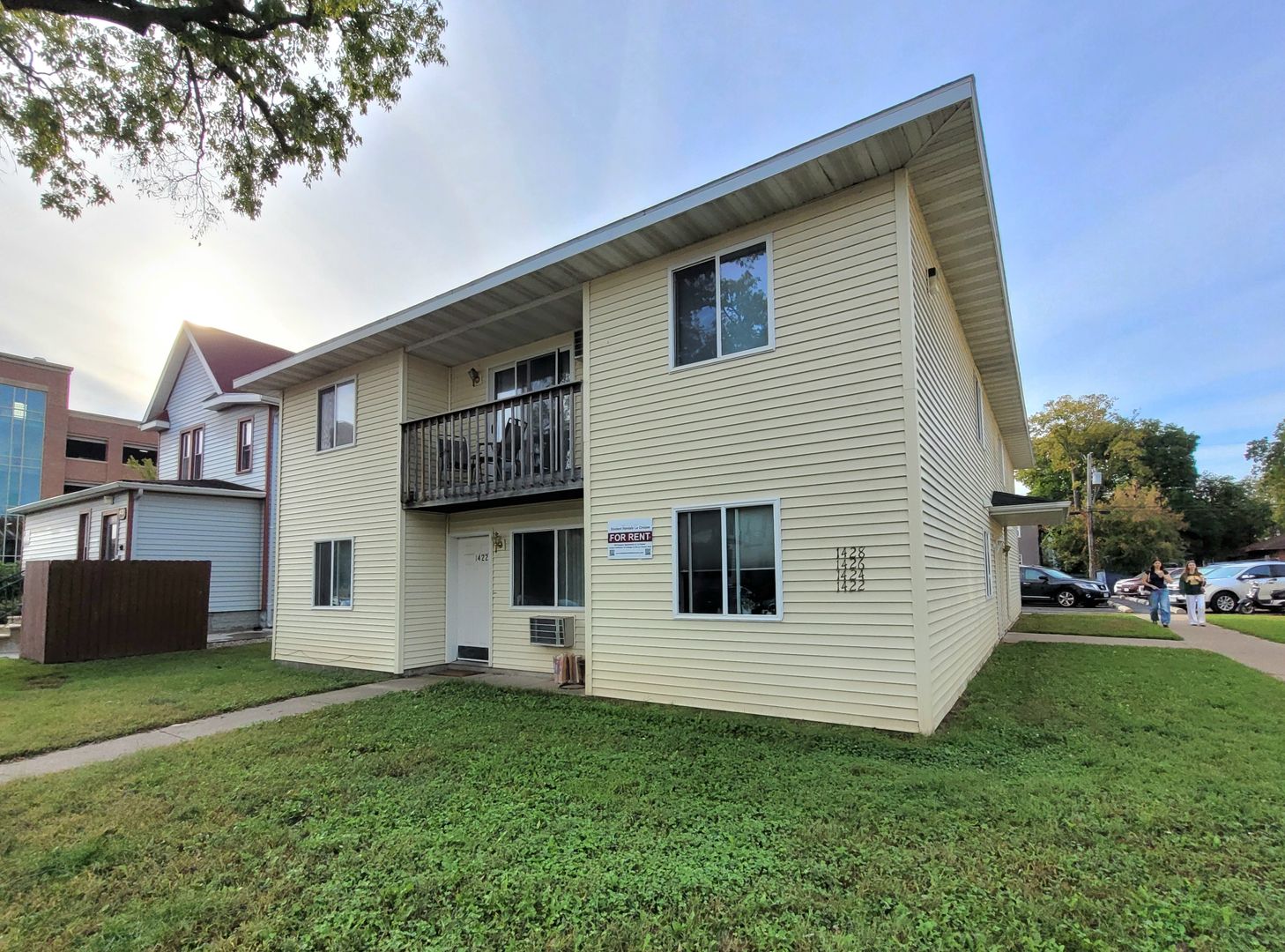 La Crosse Apartment: 1422 Vine Street