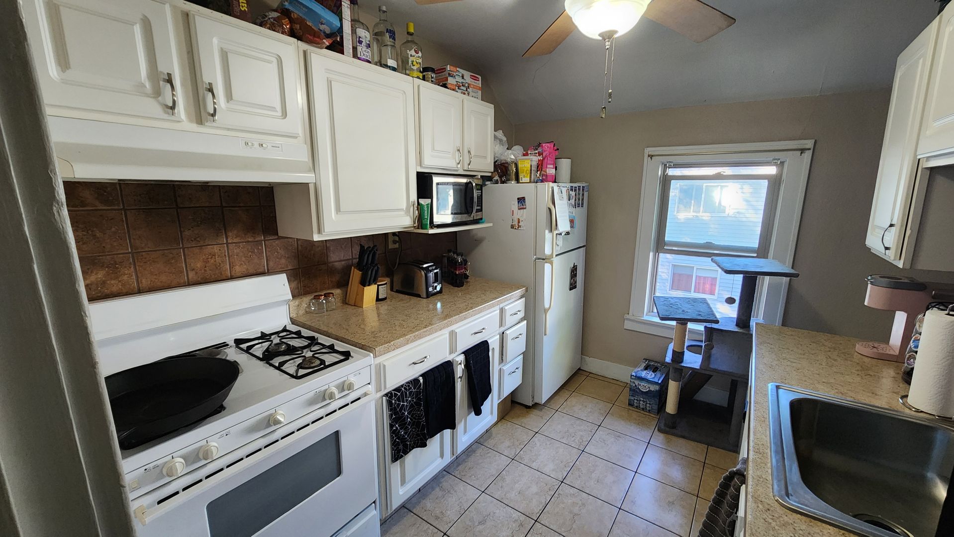 La Crosse Apartment: 921 Johnson Street