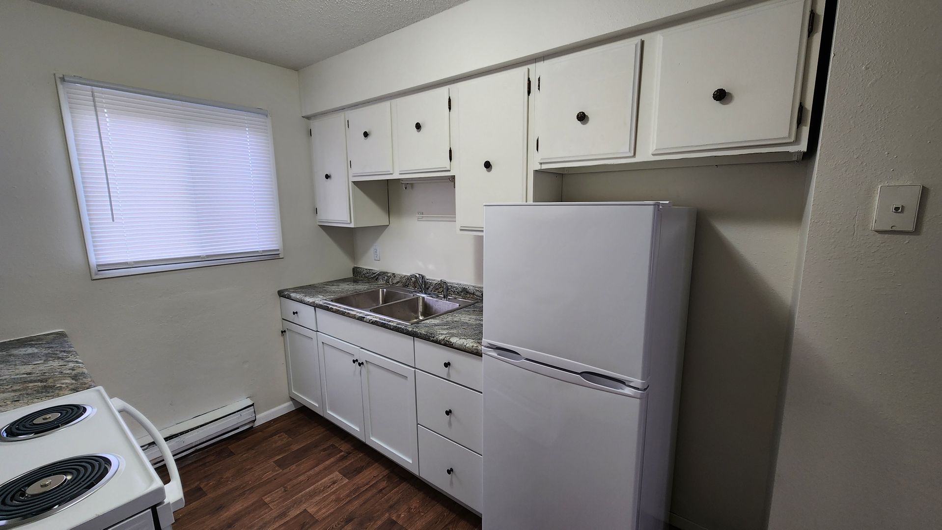 La Crosse Apartment: 1438 Rose Street