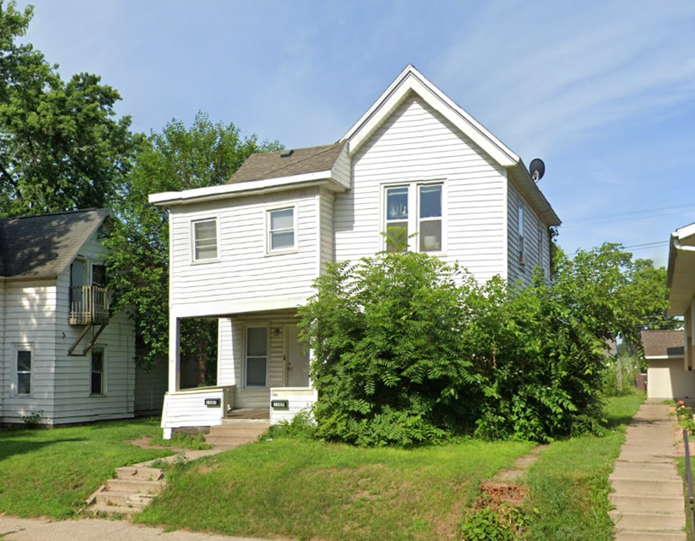La Crosse Apartment: 1507 Avon Street