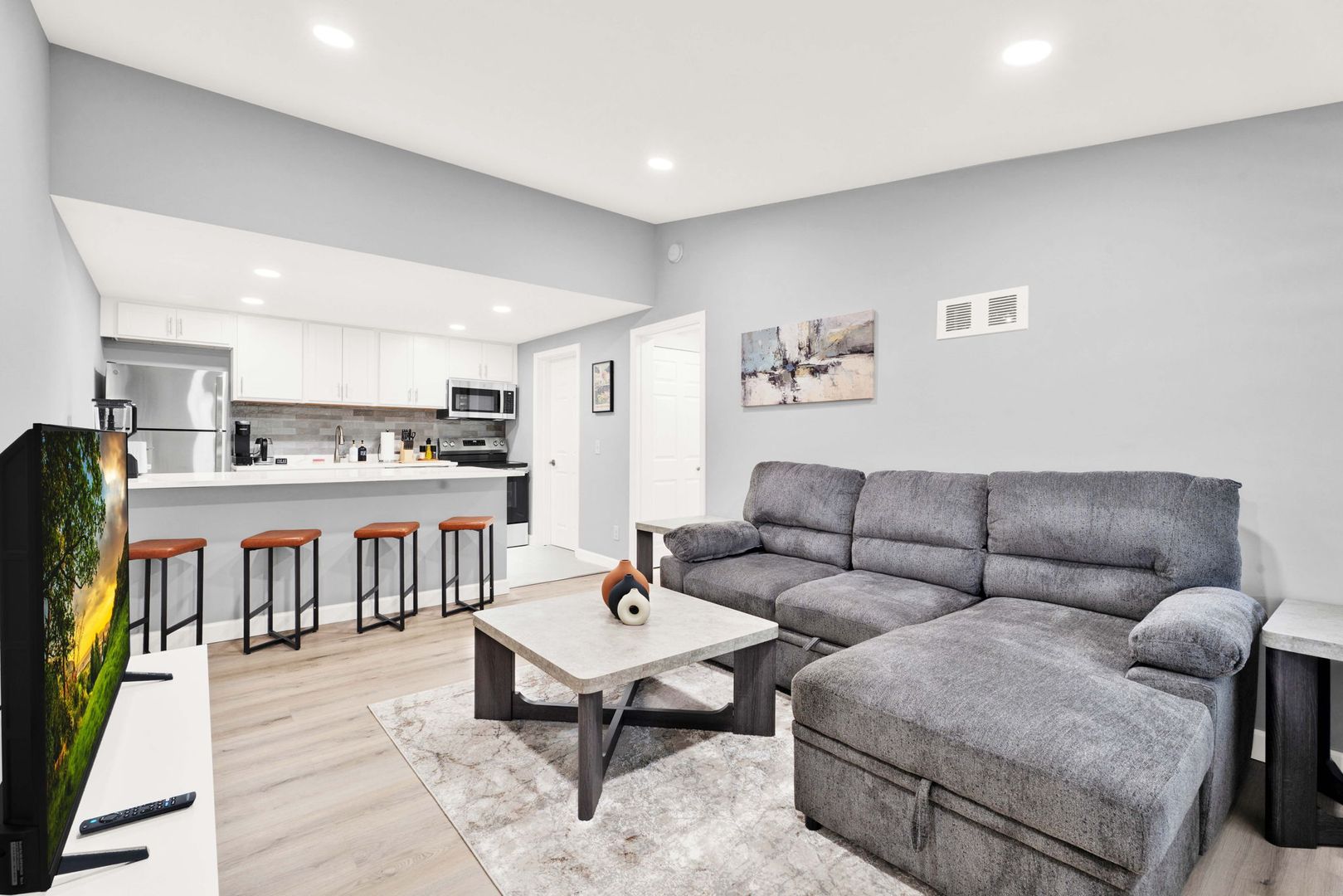 Canton Apartment: 41299 Heathmore