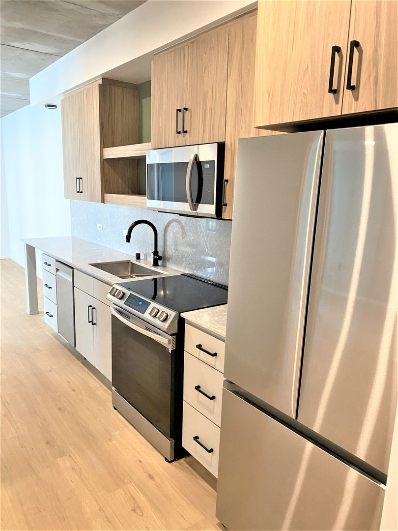 San Diego Apartment: 3067 5th Ave.