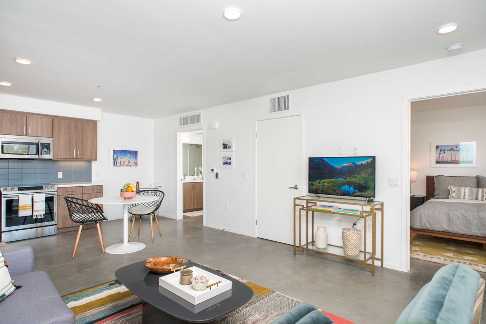 San Diego Apartment: 3233 Kemper St