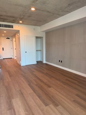 STUDIO IN MISSION HILLS! 1/2 OFF FIRST MONTH'S RENT! BRAND-NEW! W/D IN UNIT, CENTRAL AC, PATIO BALCONY, PETS WELCOME! – photo 1