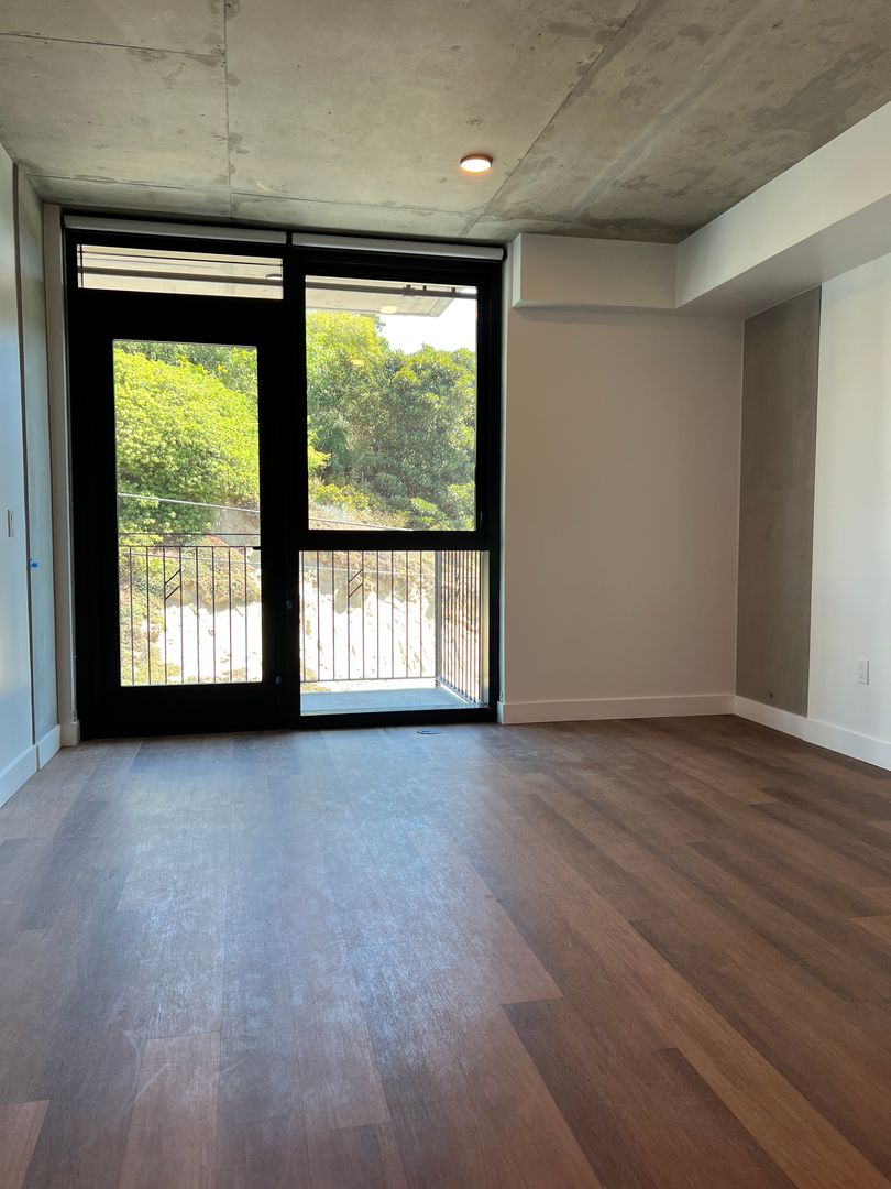 San Diego Apartment: 3660 Reynard Way