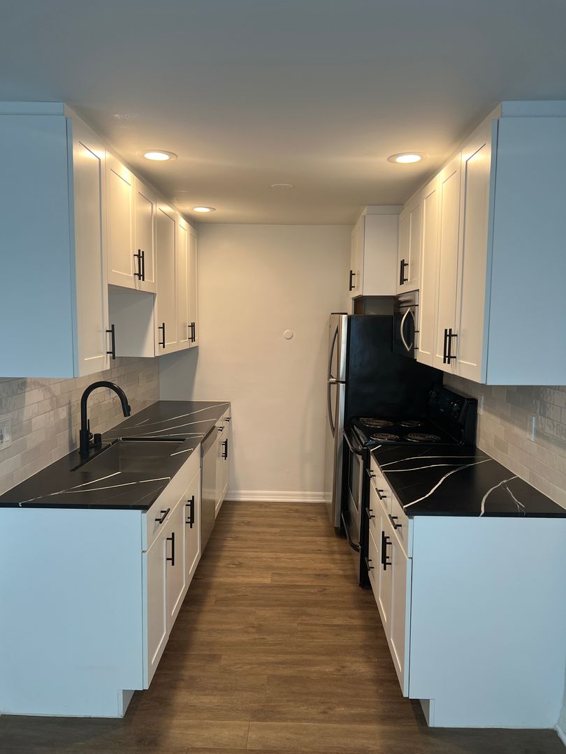 San Diego Apartment: 3929 Kansas Street