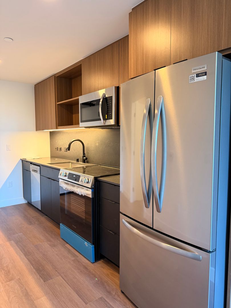 San Diego Apartment: 3660 Reynard Way