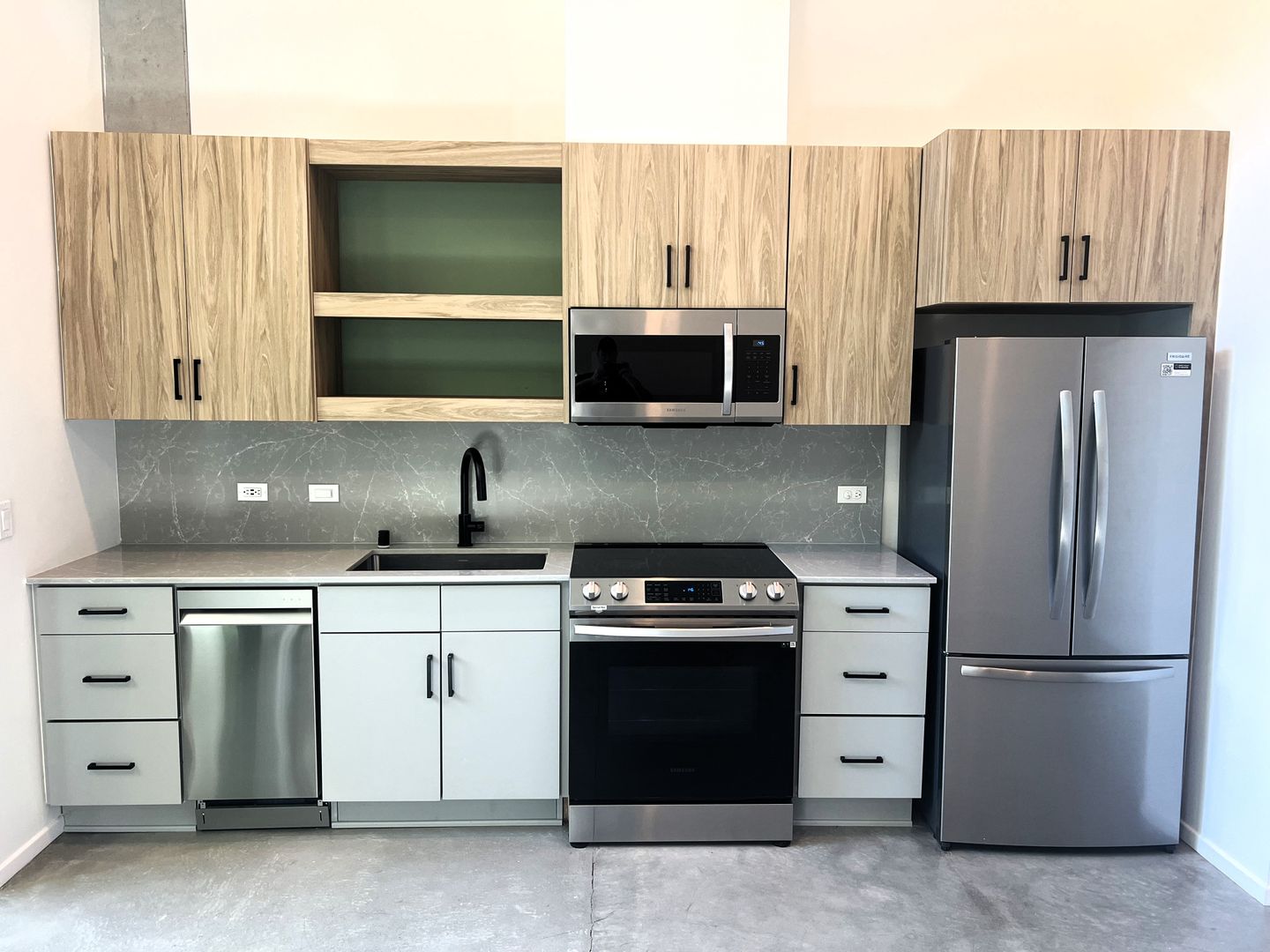 San Diego Apartment: 3067 5th Ave.