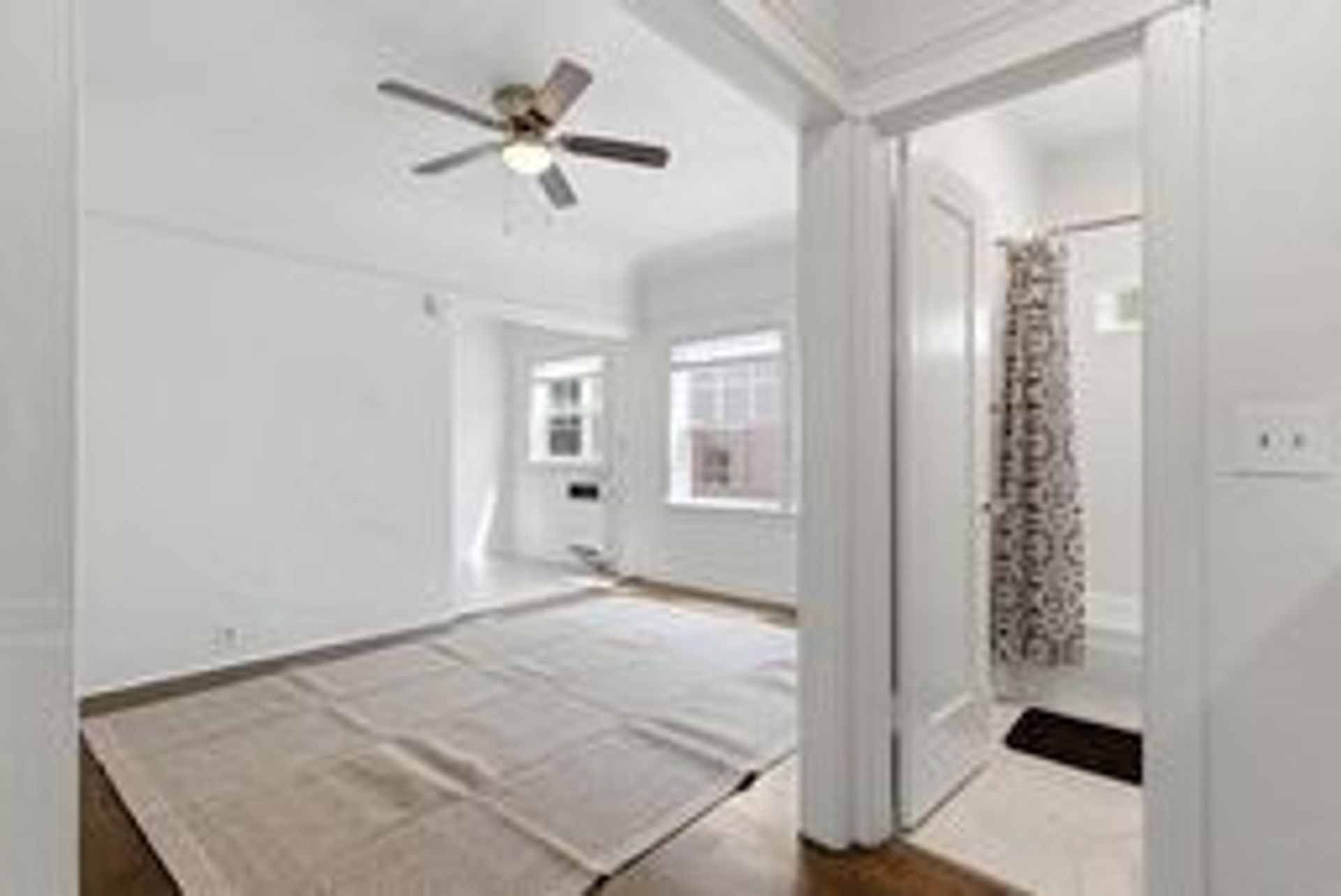 Melrose Apartments 11 of 12