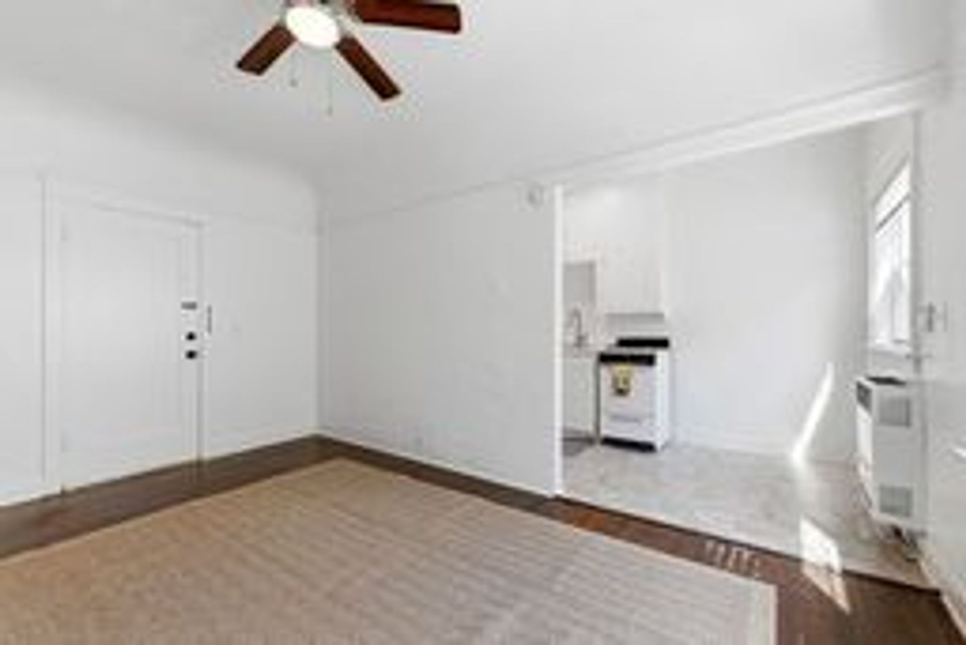 Melrose Apartments 12 of 12