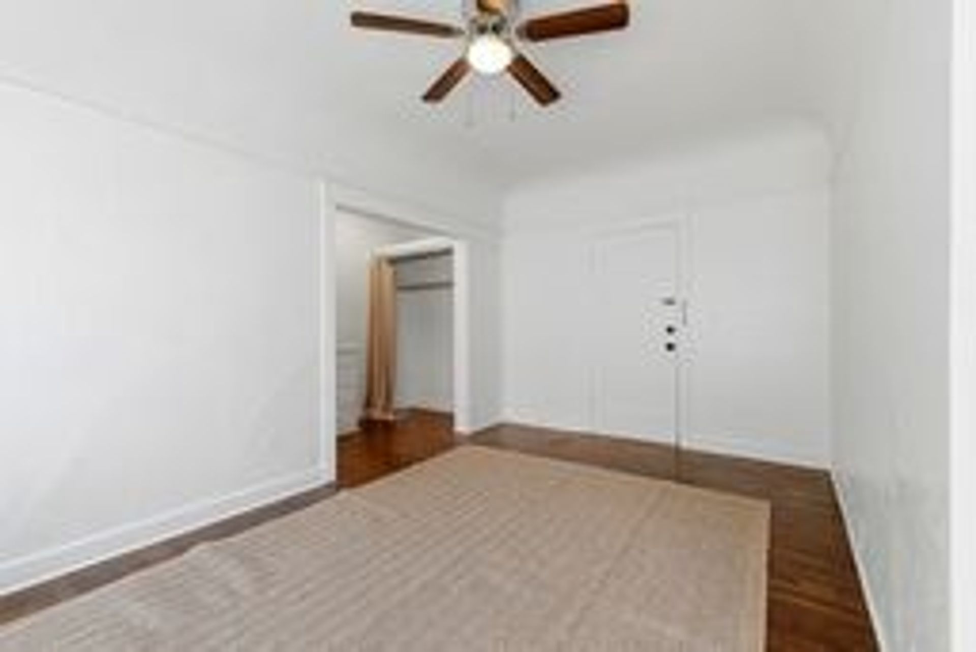 Melrose Apartments 5 of 12