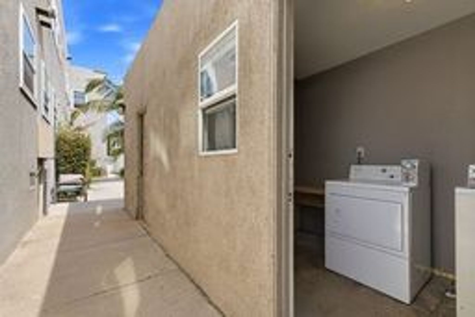 Laundry room at Melrose Apartments (1 of 2)