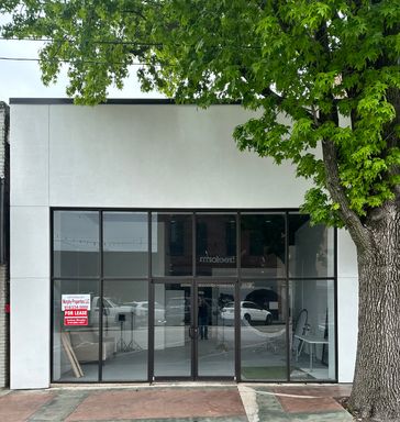 105 East Main Street – photo 1