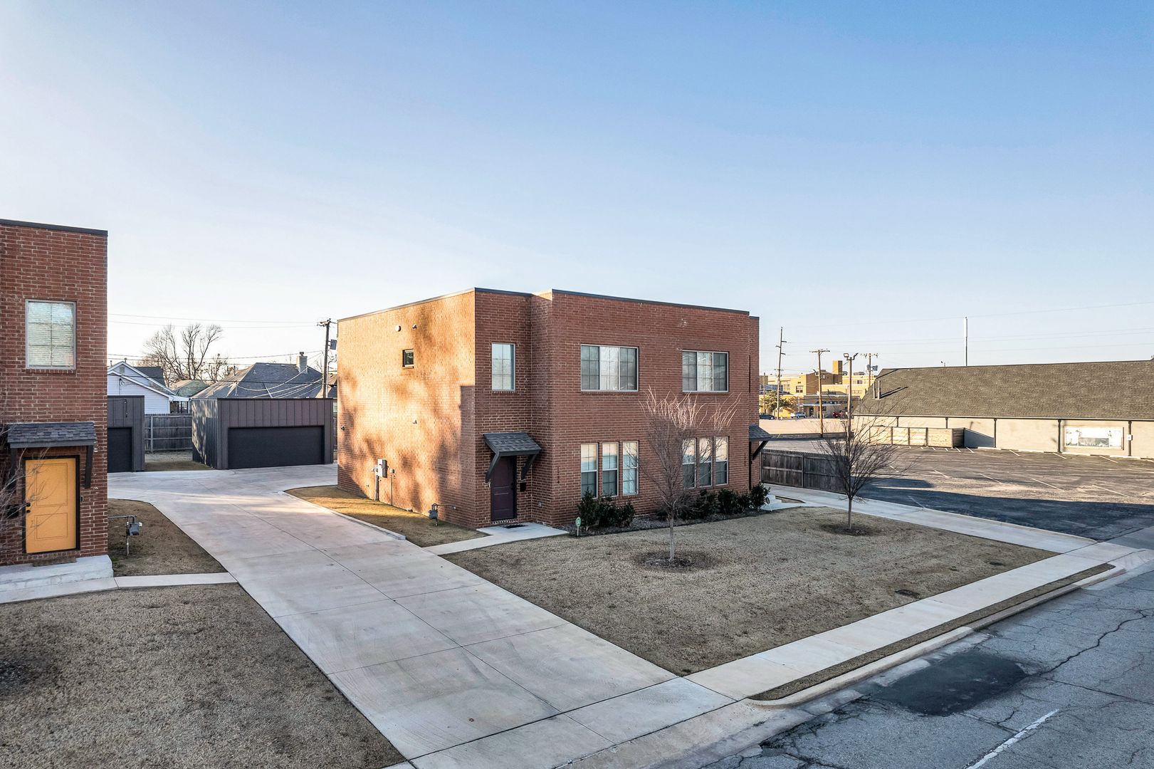 Tulsa Apartment: 1240-1242  S. Delaware Ave.