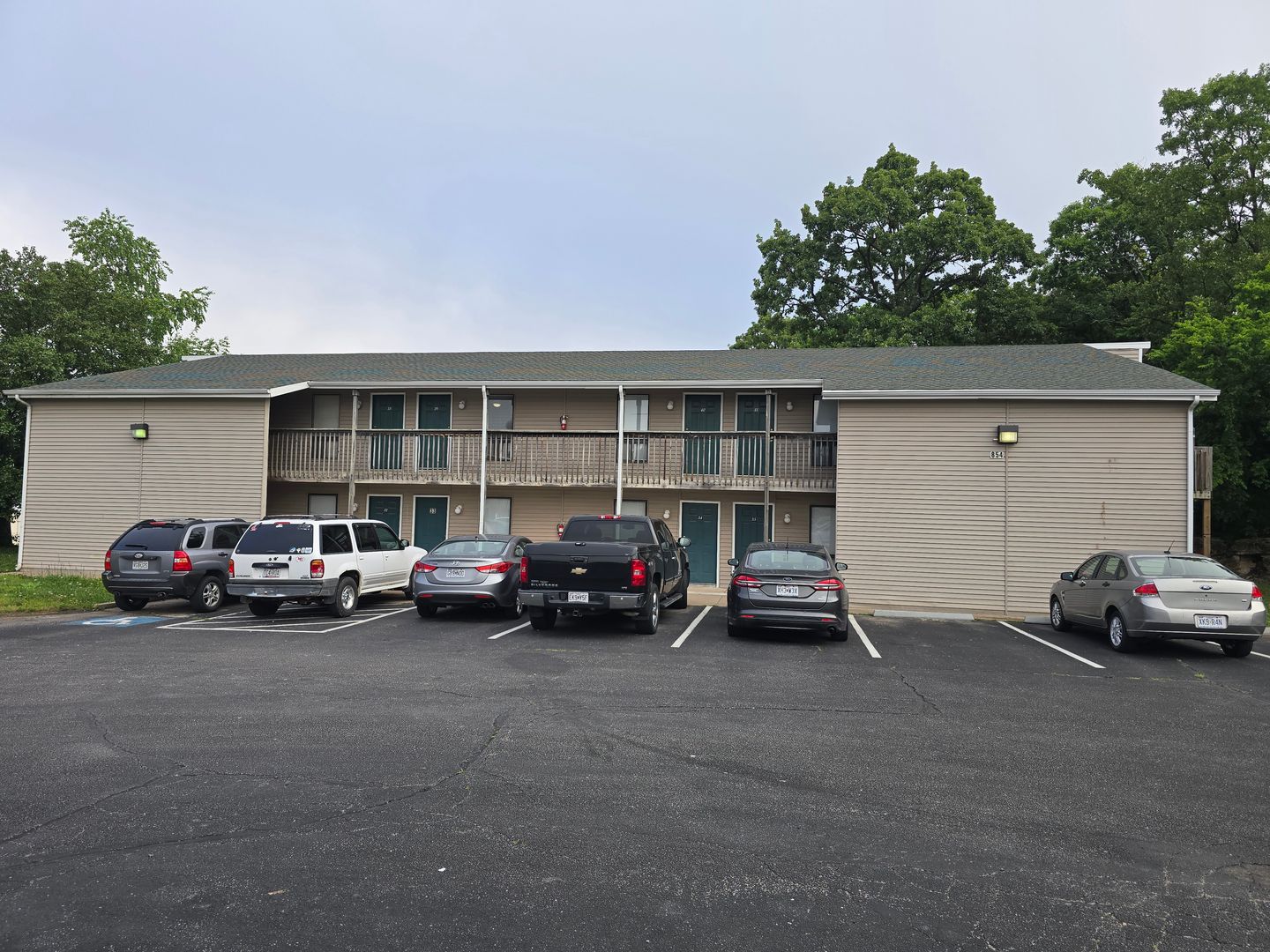Osage Beach Apartment: 854 Hwy D #34