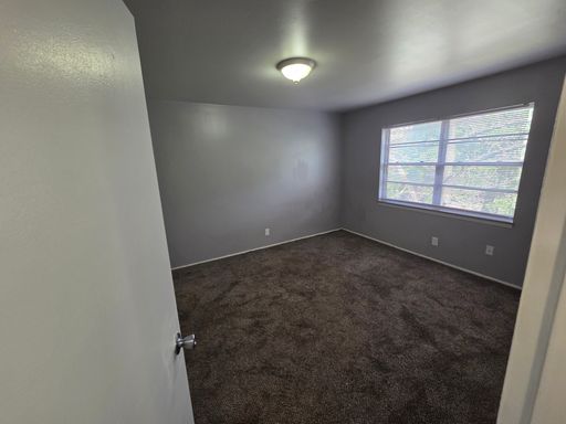 310 Jefferson St #J-C6, Warrensburg, MO 64093