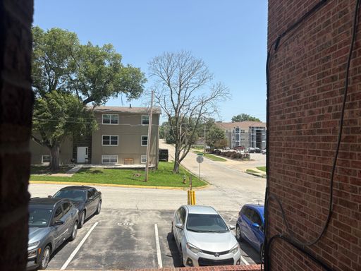 Listing photo thumbnail