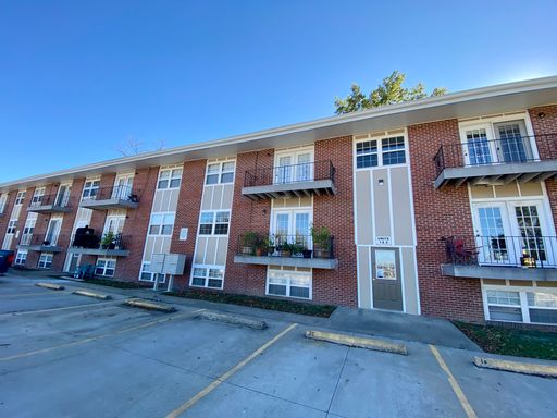 801 S Maguire St - 801 S Maguire St 4C, Warrensburg, MO 64093