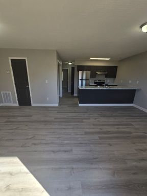 Listing photo thumbnail