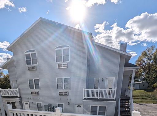 318 E Davis St B, Fayette, MO 65248