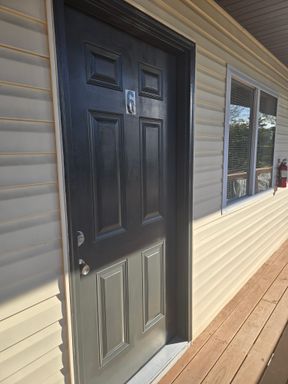 Listing photo thumbnail