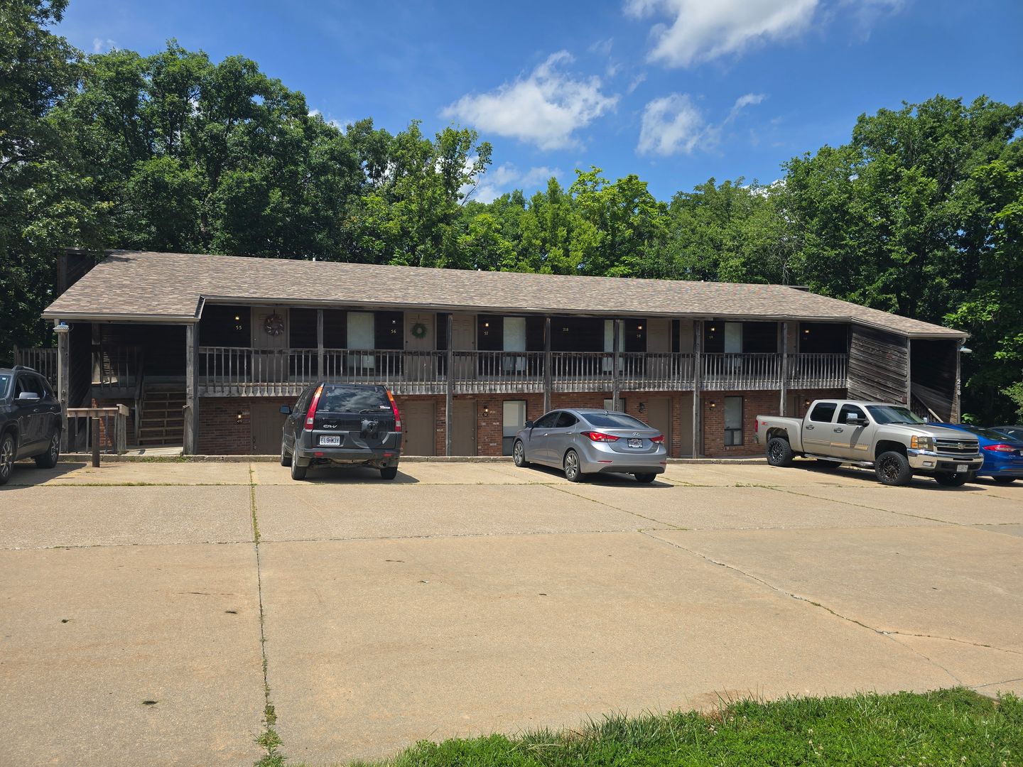 Jefferson City Apartment: 100-219 Amador Ave