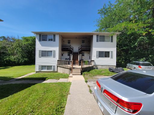 Listing photo thumbnail