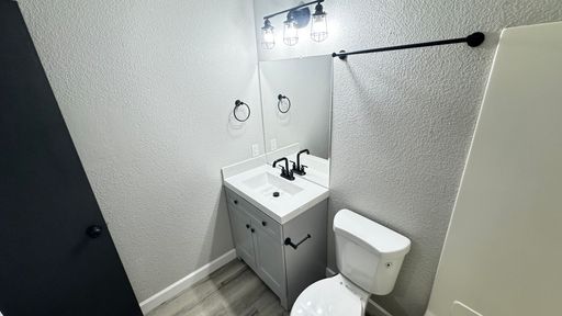 Listing photo thumbnail