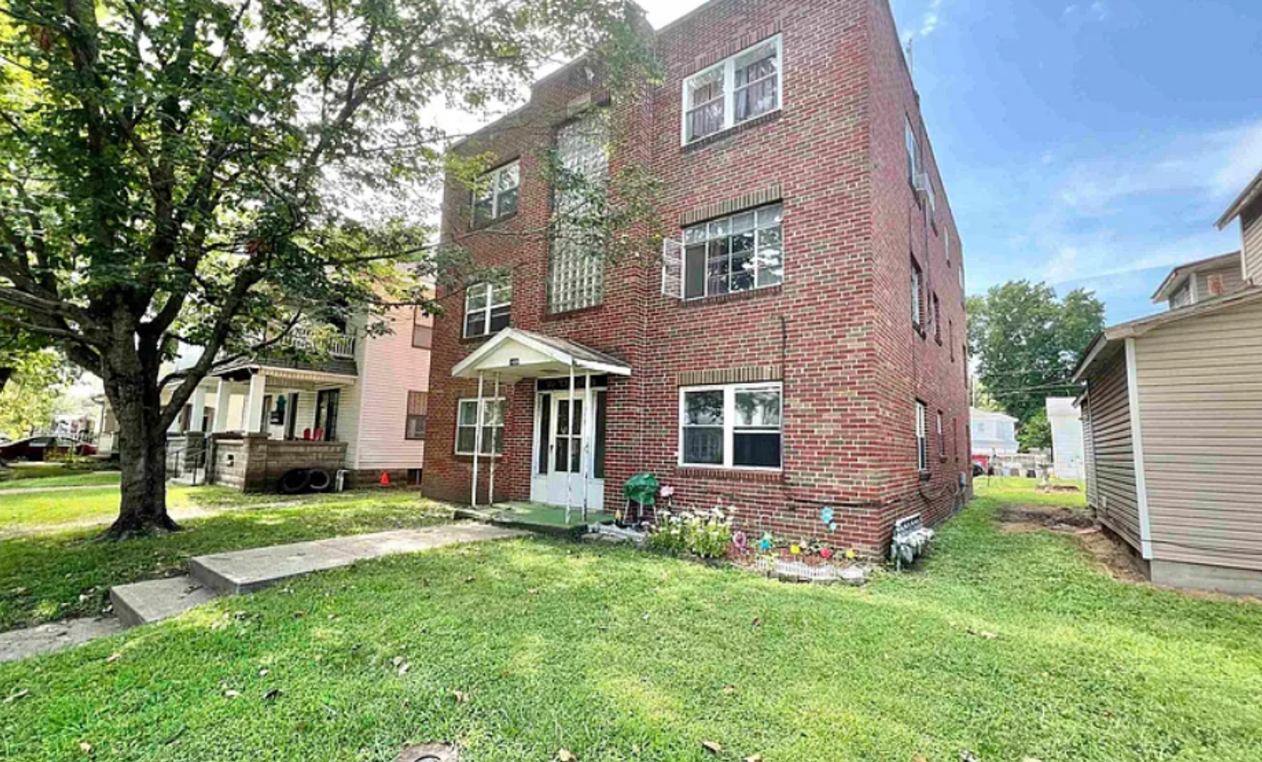 Sedalia Apartment: 1408 S Ohio Ave