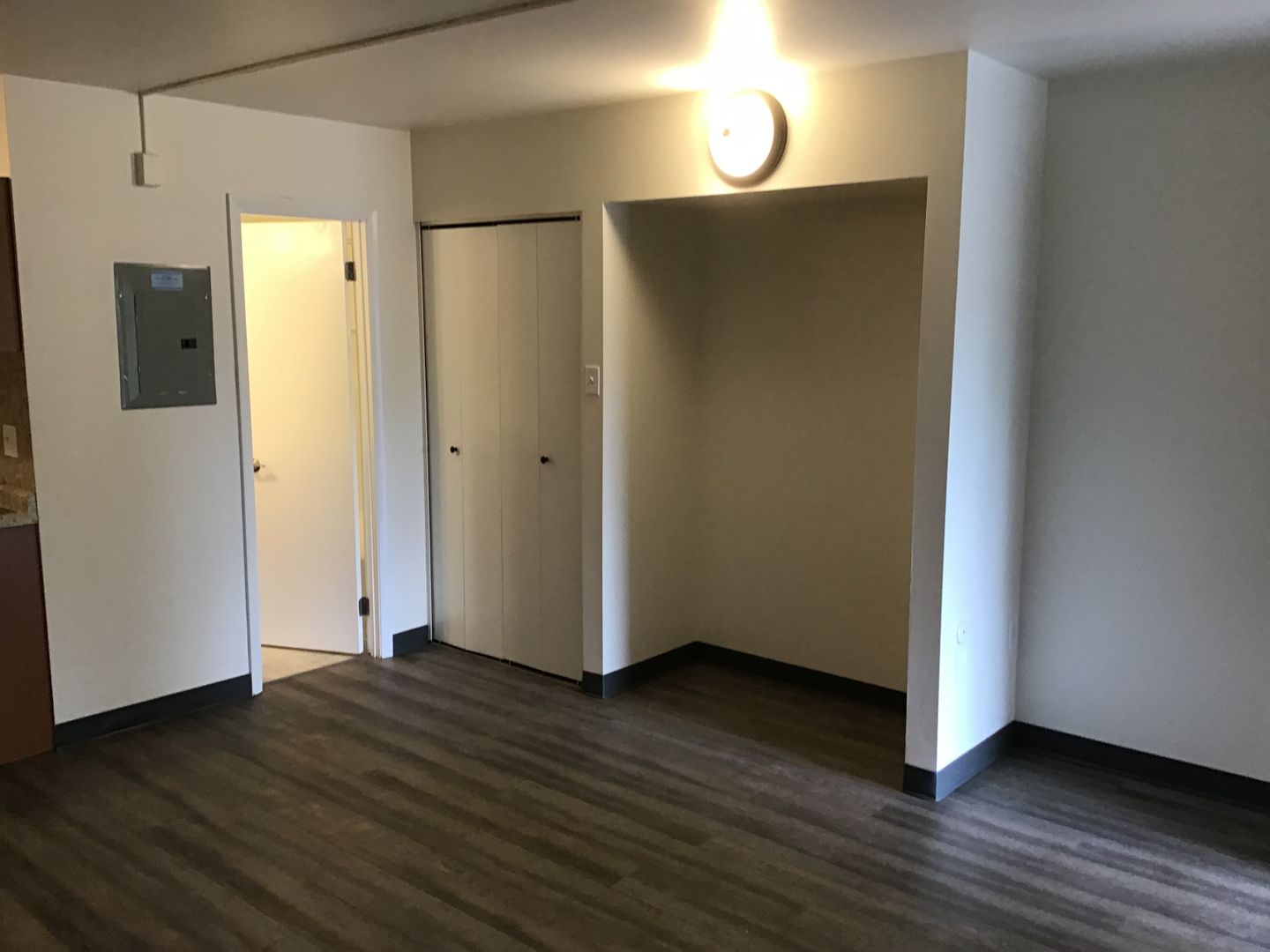 Lancaster Apartment: 831 Fremont Street