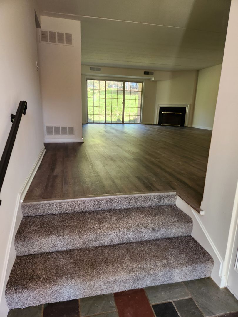 Lancaster Apartment: 220 N. President Avenue