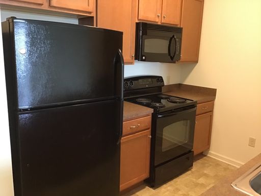 1 Bed 1 Bath Rental at 248 Kilgannon Lane, Lancaster, PA – photo 1
