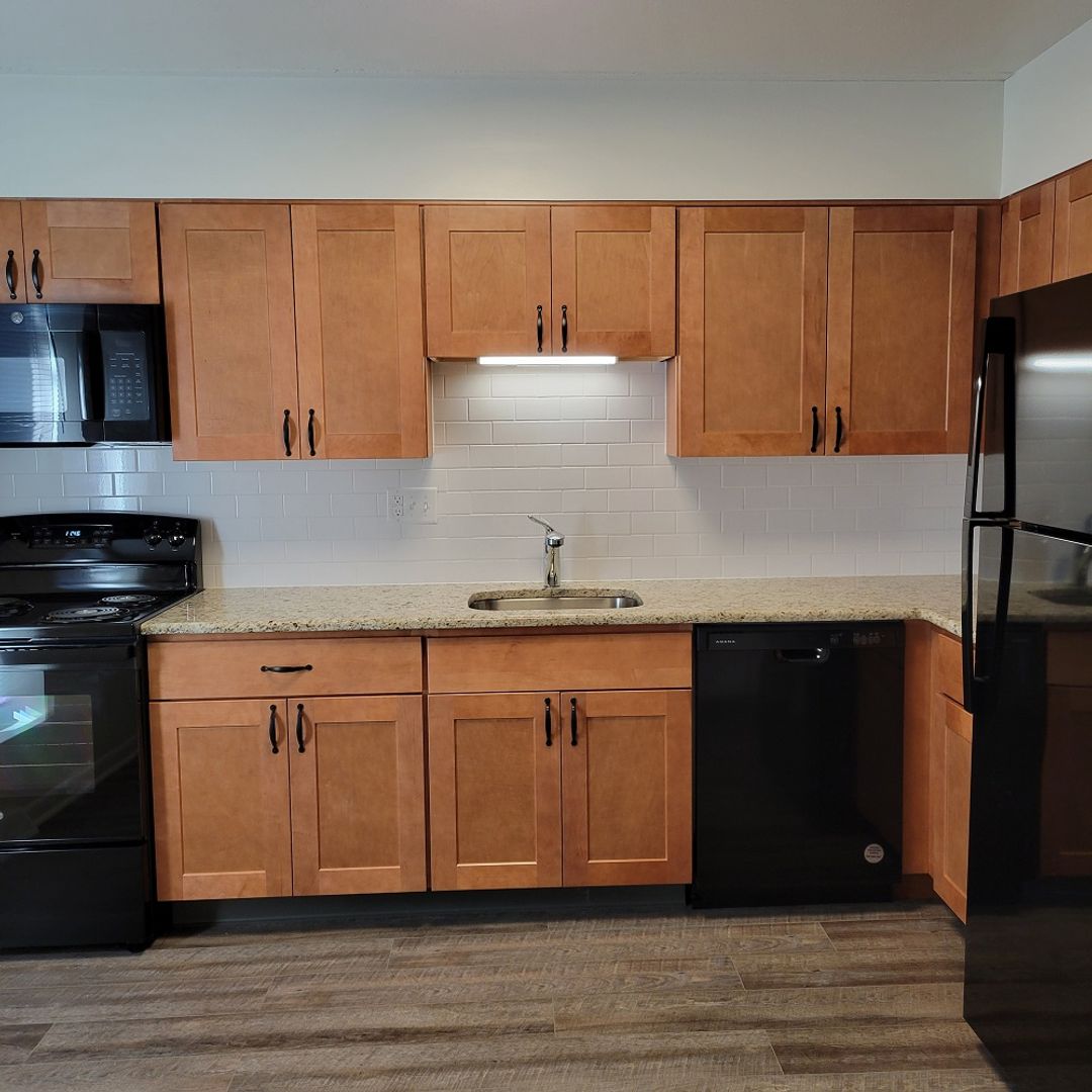 Lancaster Apartment: 220 N. President Avenue