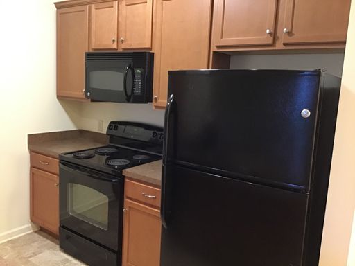 1 Bedroom/1 Bath 2nd Floor Apartment – photo 1