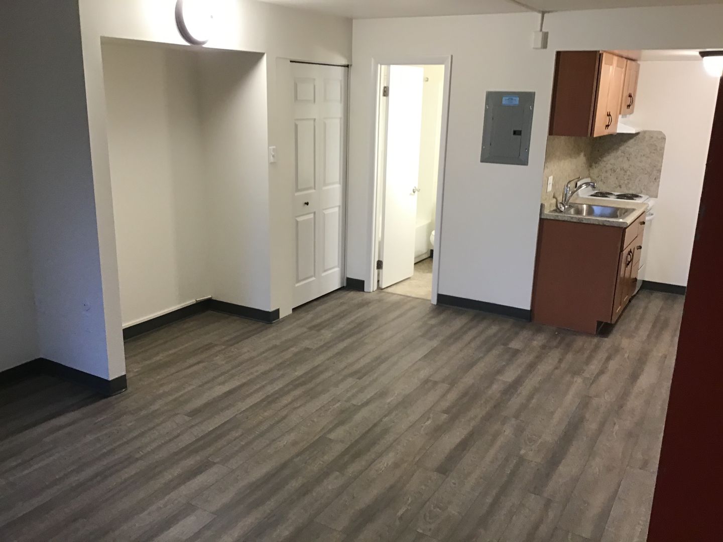 Lancaster Apartment: 831 Fremont Street