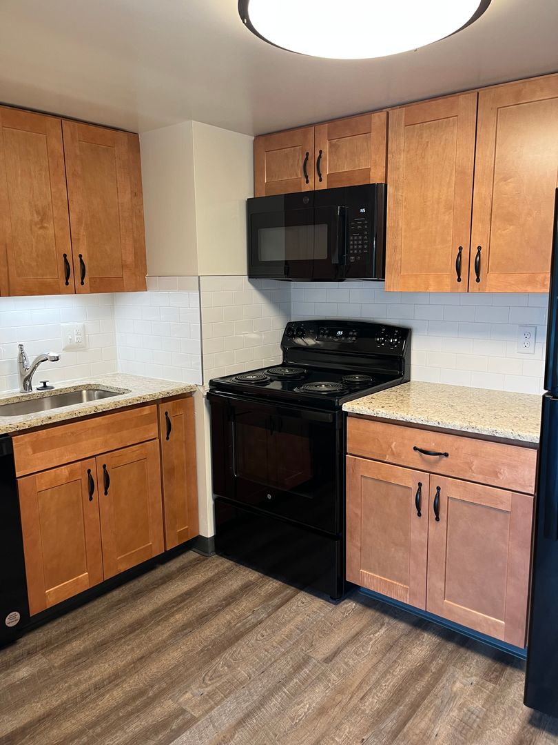 Lancaster Apartment: 1115 Marietta Avenue