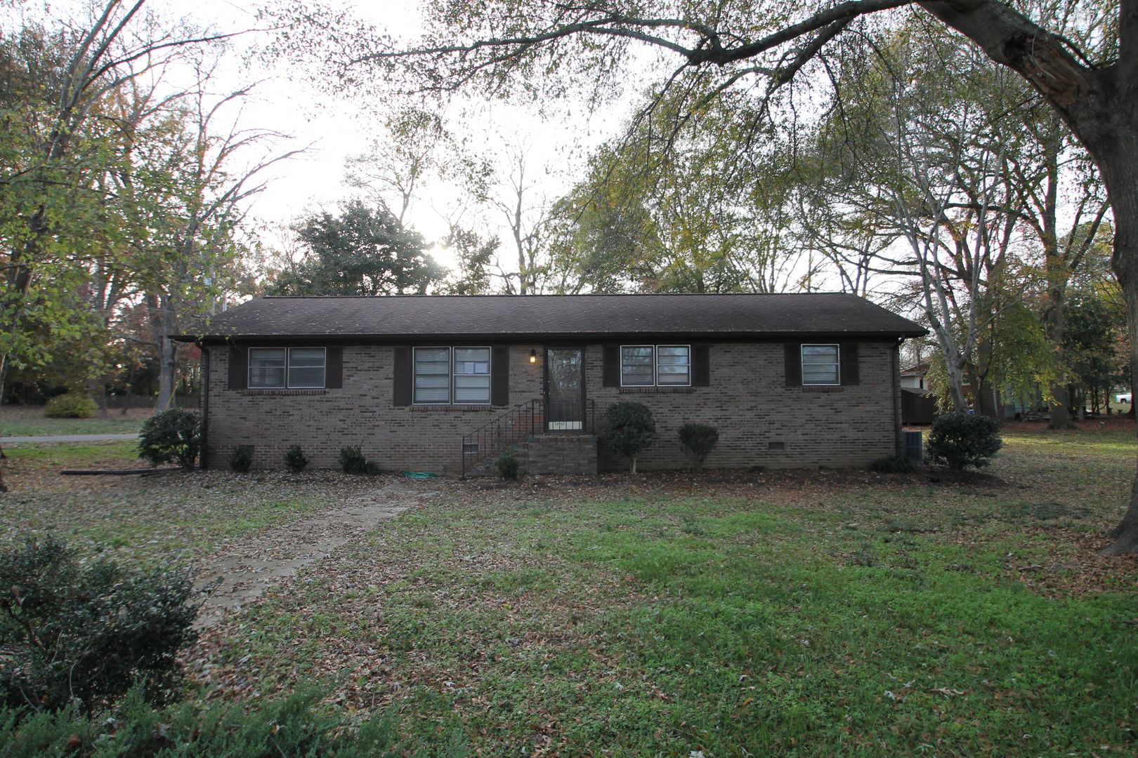 Rock Hill House: 1537 Sumner Drive
