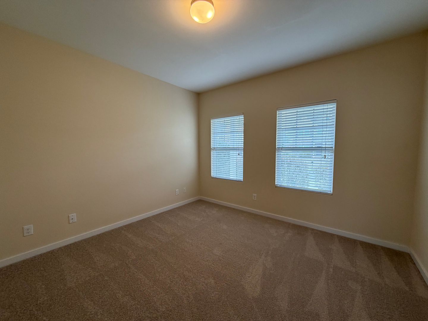 Shaw Avenue 1328 4 of 12