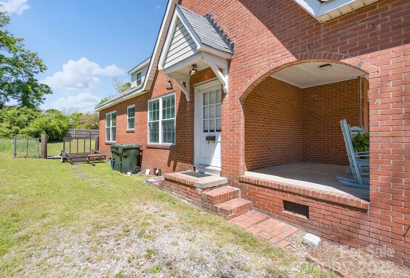 Rock Hill House: 709 1/2 Myrtle Drive