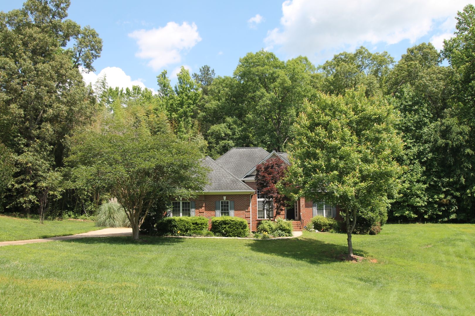 York House: 2340 One Iron