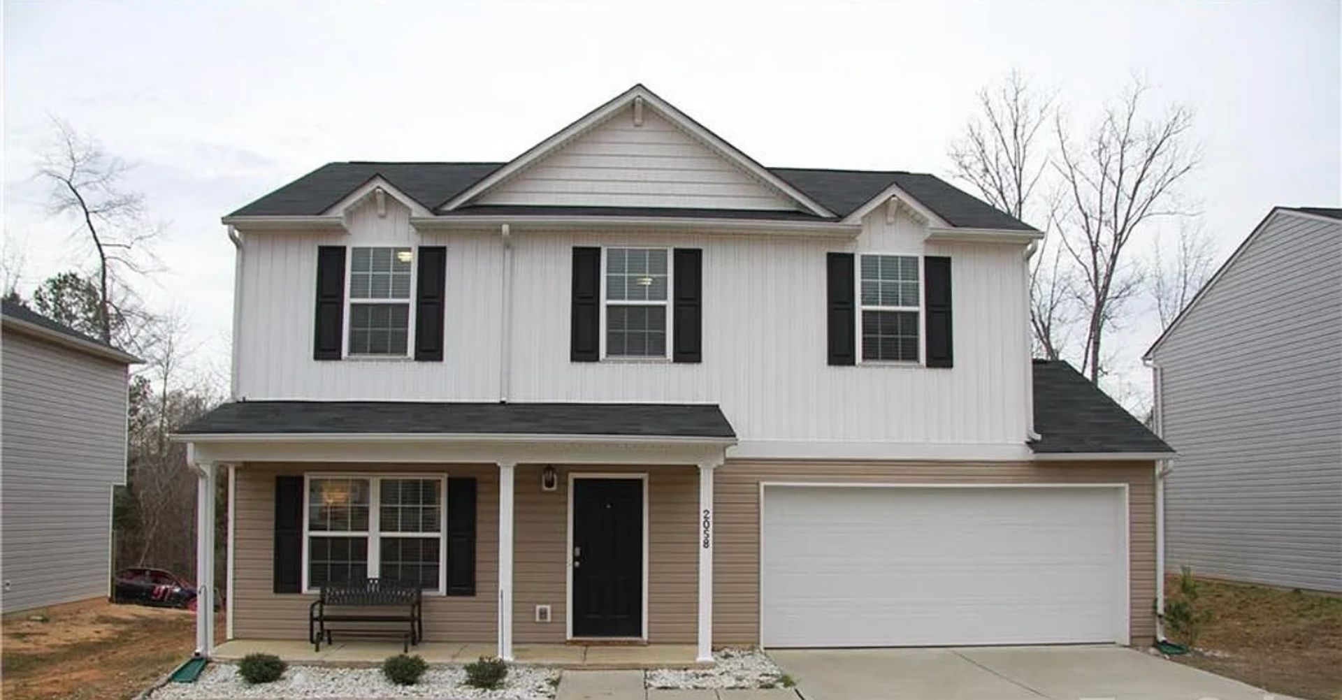 Lancaster House: 2058 East Park Drive