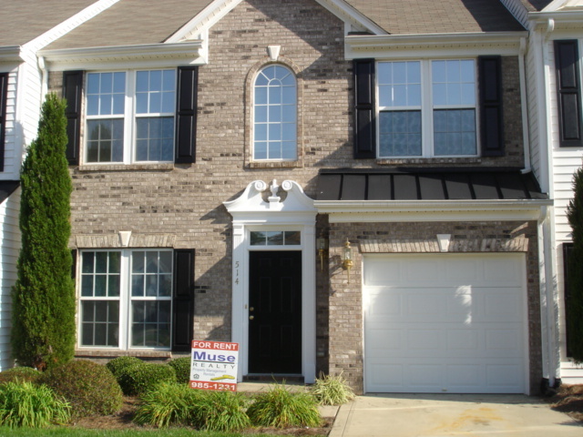 Clover House: 514 Turning Leaf Way