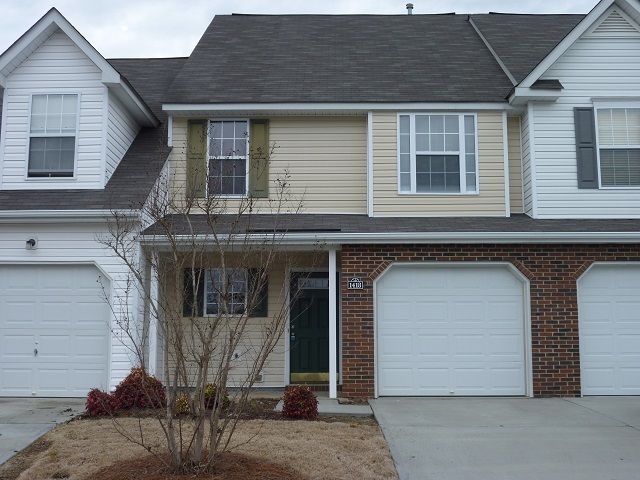 Rock Hill House: 1418 Walnut Hill