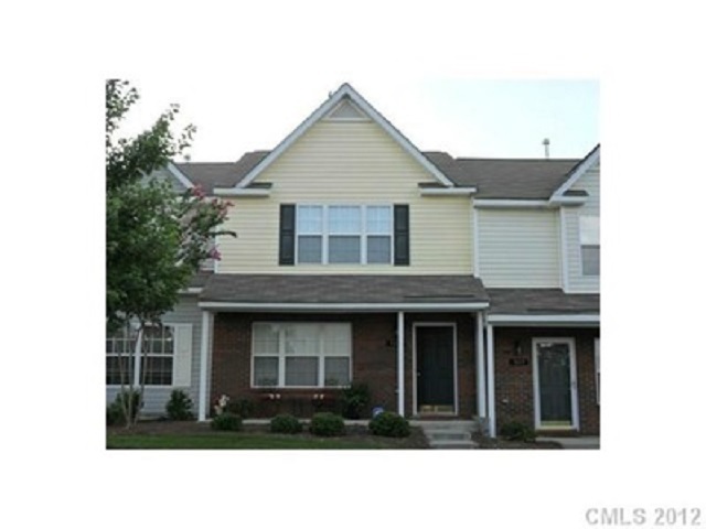 Rock Hill House: 947 Whispering View Court