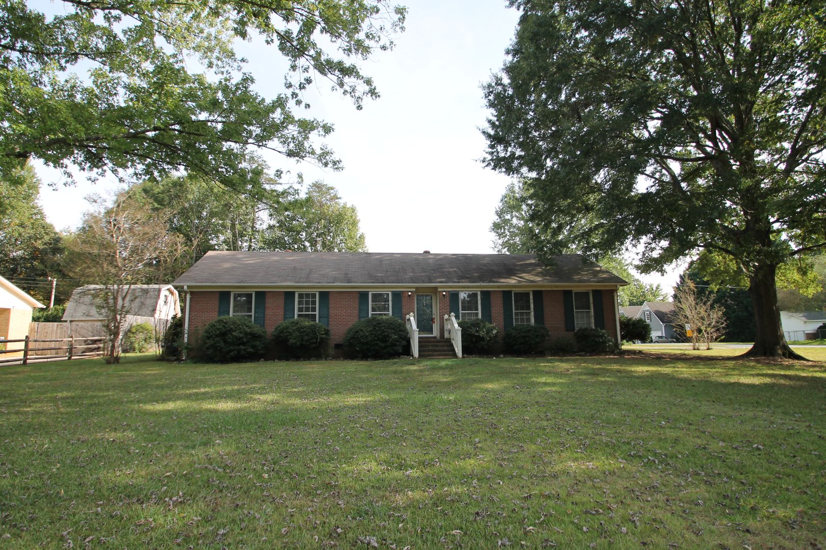 Rock Hill House: 1904 Huntington Place