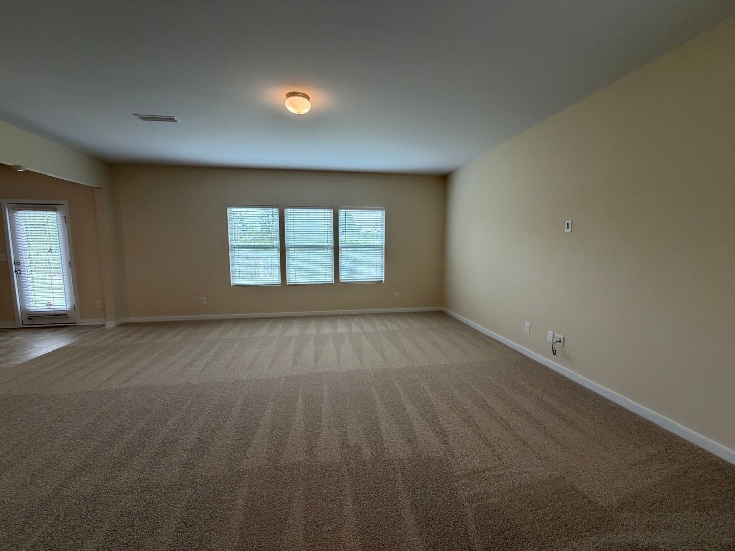Shaw Avenue 1328 6 of 12