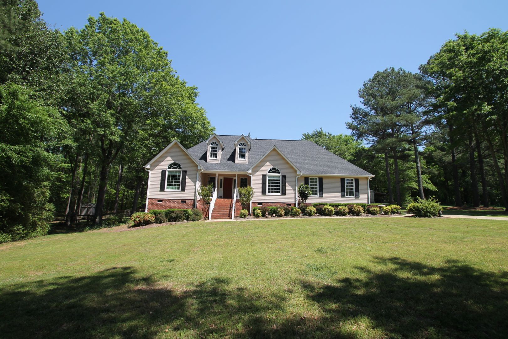 Rock Hill House: 1024 Croatoan Drive