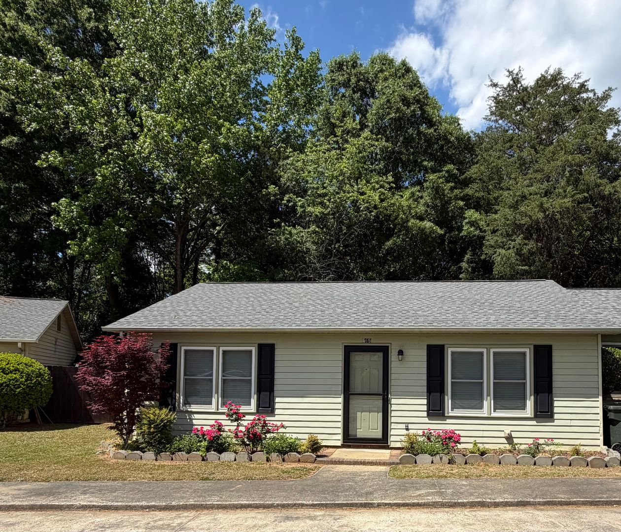 Rock Hill House: 565 Cedarvilla Drive
