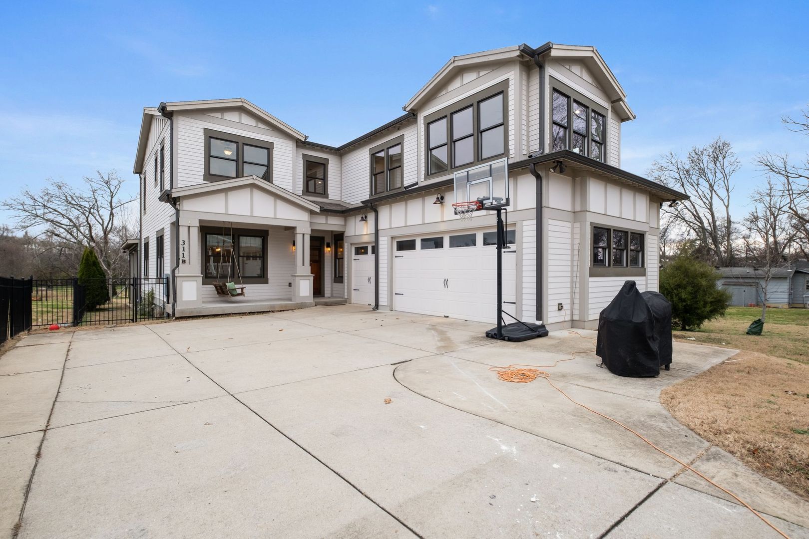 Nashville House: 311B 54th Ave N